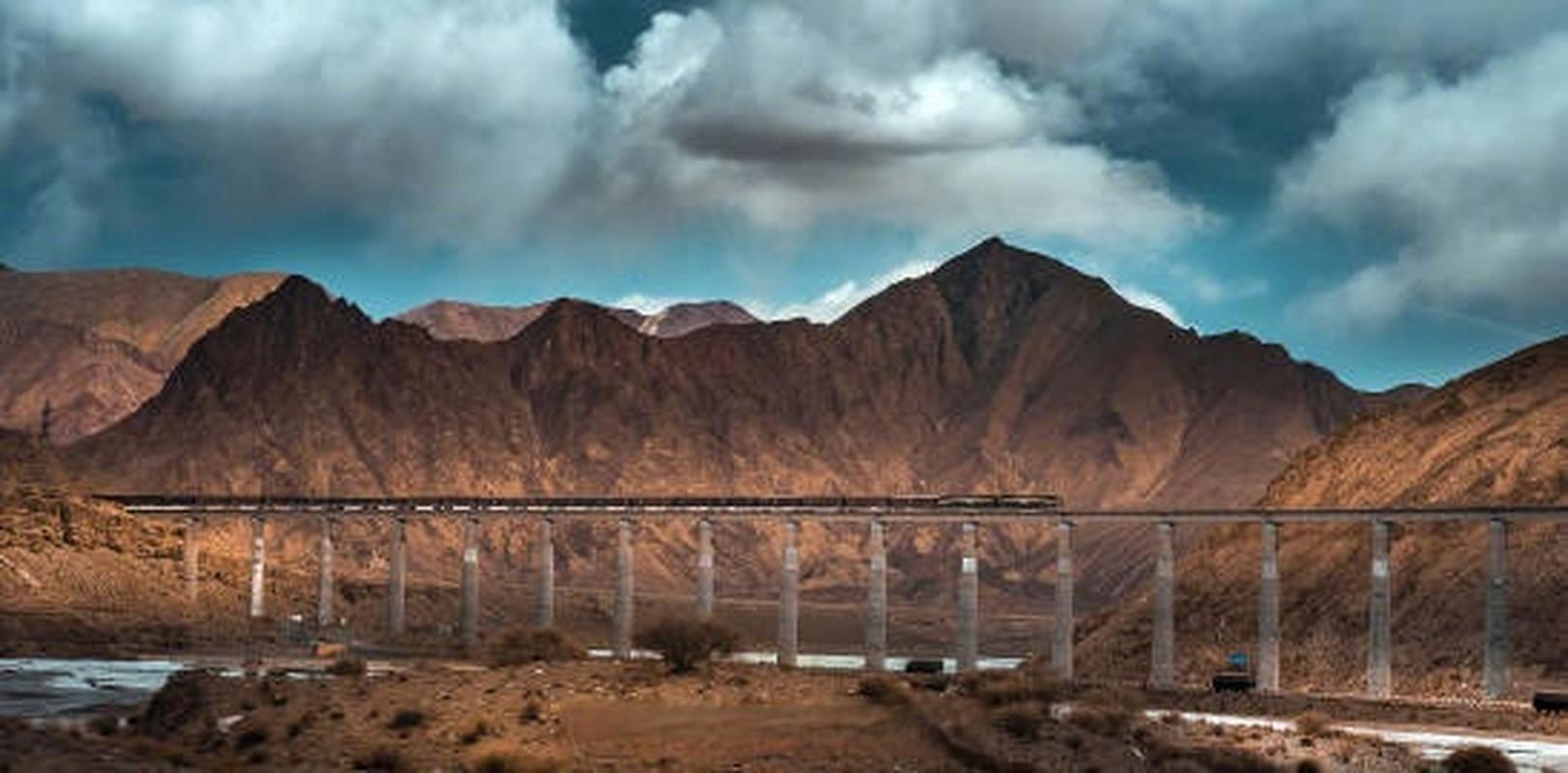 武漢到西寧鐵路貨運價格武漢到西寧鐵路貨運價格表