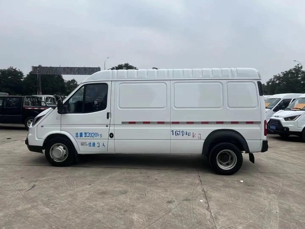 江鈴貨運(yùn)生活江鈴貨運(yùn)汽車