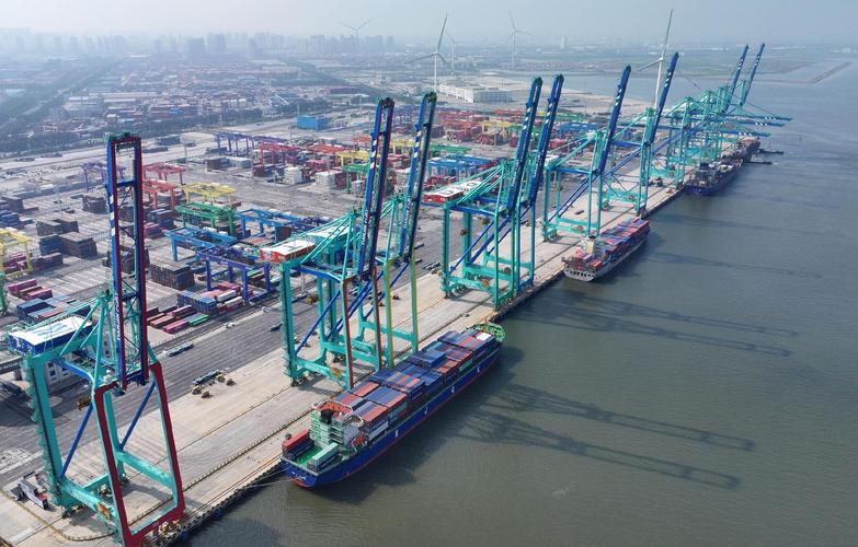 貨運碼頭是貨運碼頭一般都是什么樣子